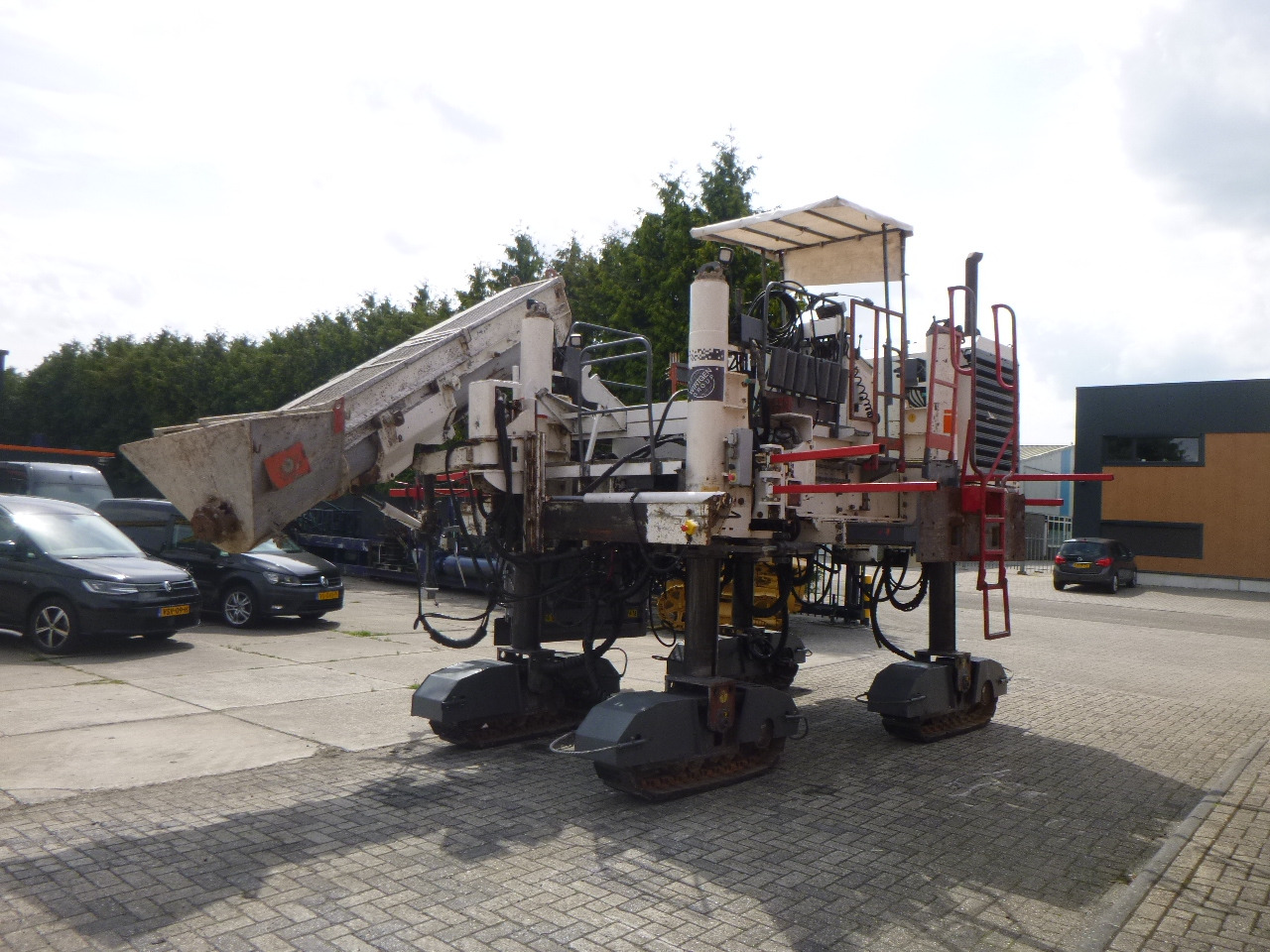 Extendedora de hormigón WIRTGEN SP250: foto 1