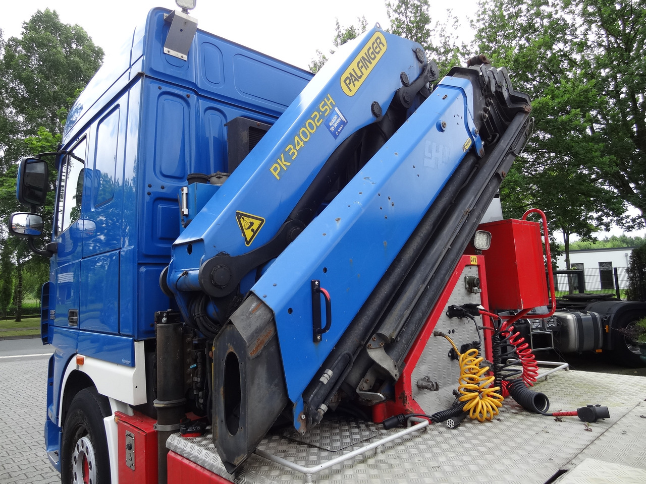 Daf XF105 460 6X2 Palfinger PK 34002 - Camión grúa, Cabeza tractora: foto 2 Daf XF105 460 6X2 Palfinger PK 34002 - Camión grúa, Cabeza tractora: foto 2