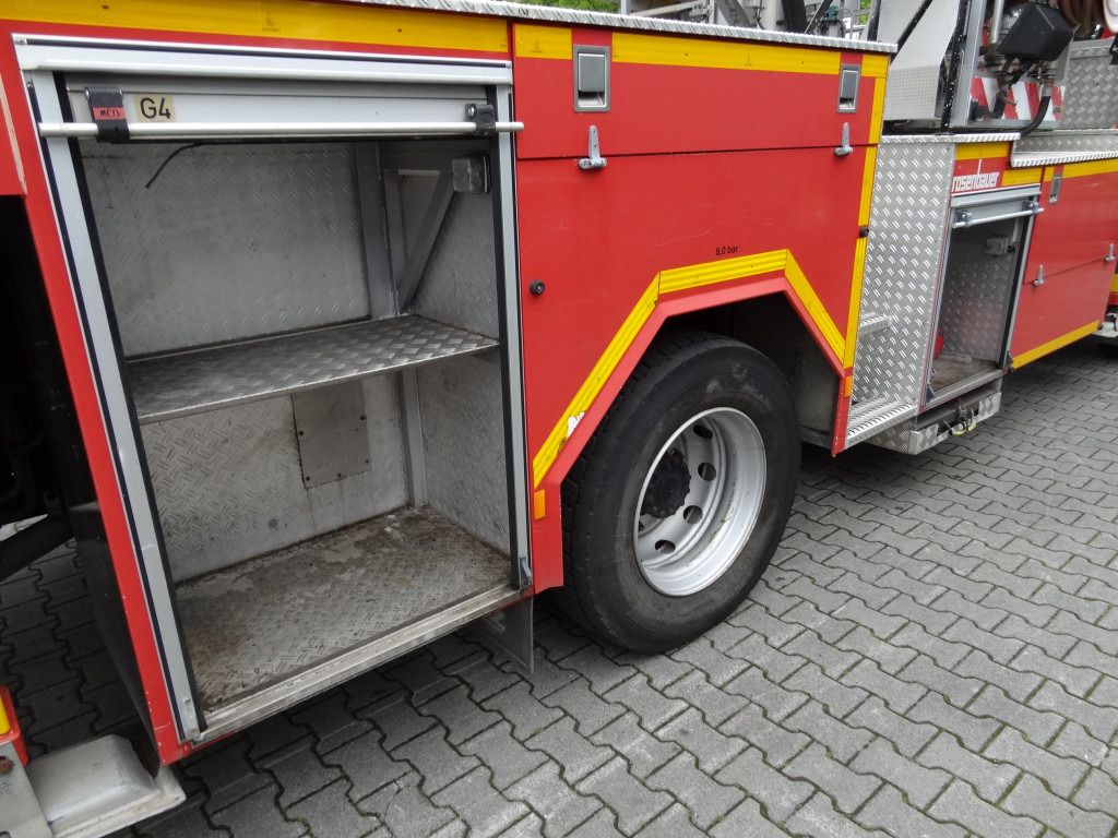 MAN L2000 18.284 Feuerwehr Bronto Skylift 27 Meter - Camión con plataforma elevadora: foto 5 MAN L2000 18.284 Feuerwehr Bronto Skylift 27 Meter - Camión con plataforma elevadora: foto 5