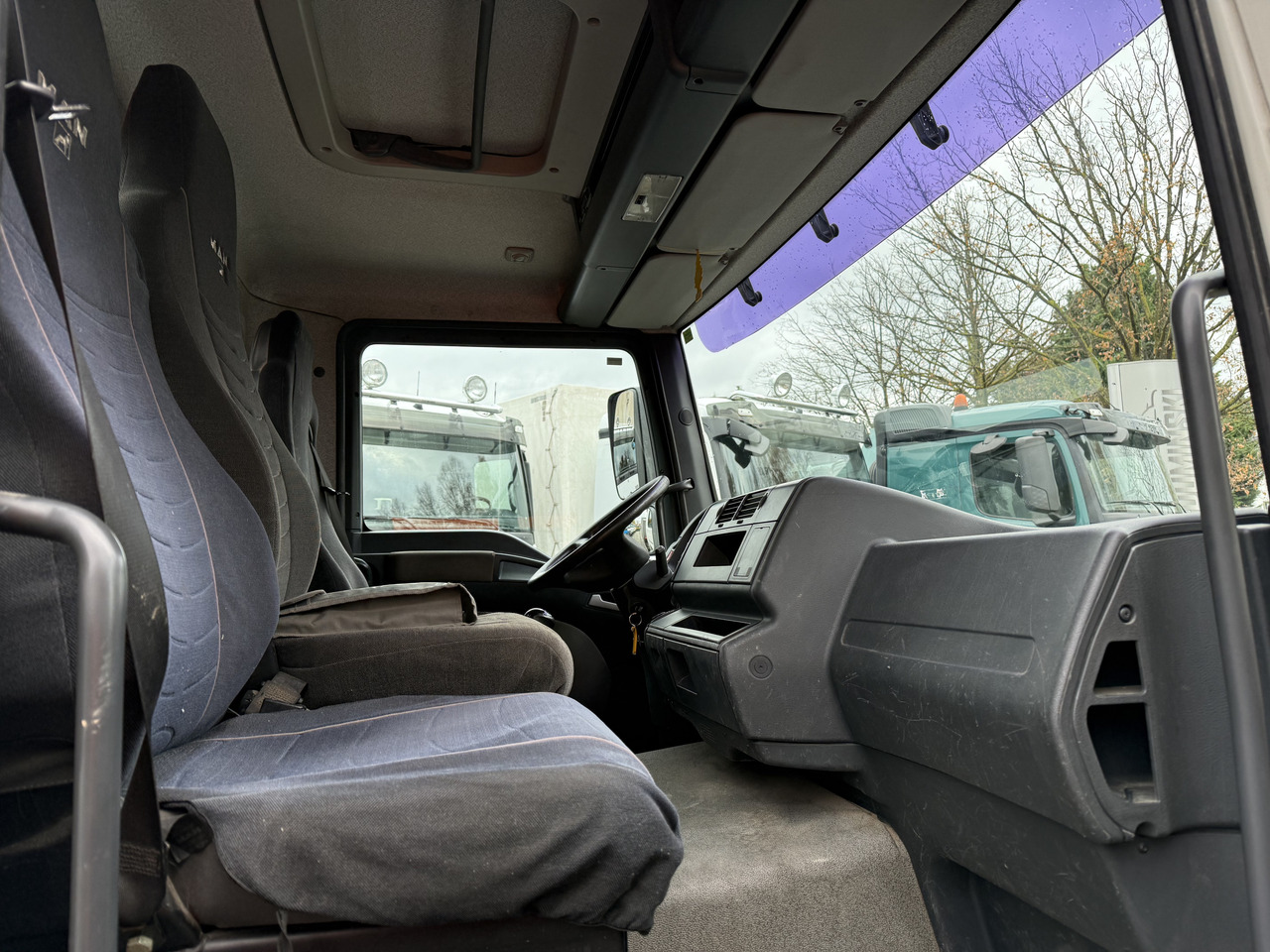 MAN TGM 12.240 Palfinger 11001 bis 19 Meter - Camión grúa, Camión caja abierta: foto 5 MAN TGM 12.240 Palfinger 11001 bis 19 Meter - Camión grúa, Camión caja abierta: foto 5