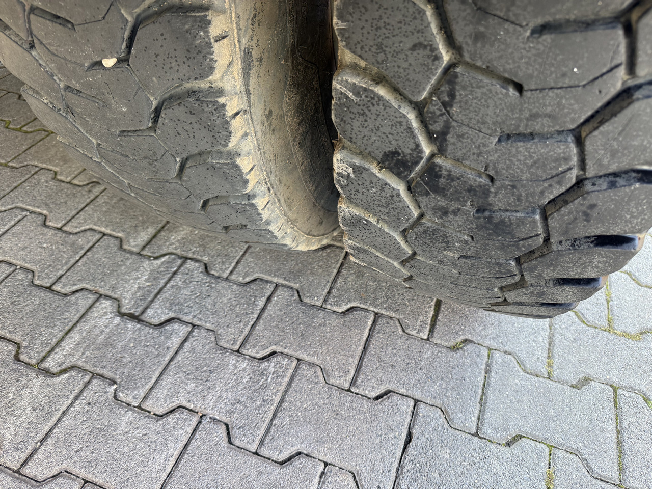 MAN TGS 41.500 8X6 BB Meiller - Camión volquete: foto 5 MAN TGS 41.500 8X6 BB Meiller - Camión volquete: foto 5