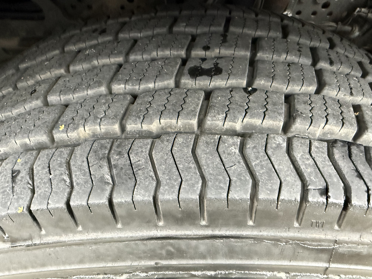 Mercedes-Benz Actros 2548 LS 6X2 Kran HMF 3220 bis 16 Meter - Camión grúa, Cabeza tractora: foto 5 Mercedes-Benz Actros 2548 LS 6X2 Kran HMF 3220 bis 16 Meter - Camión grúa, Cabeza tractora: foto 5