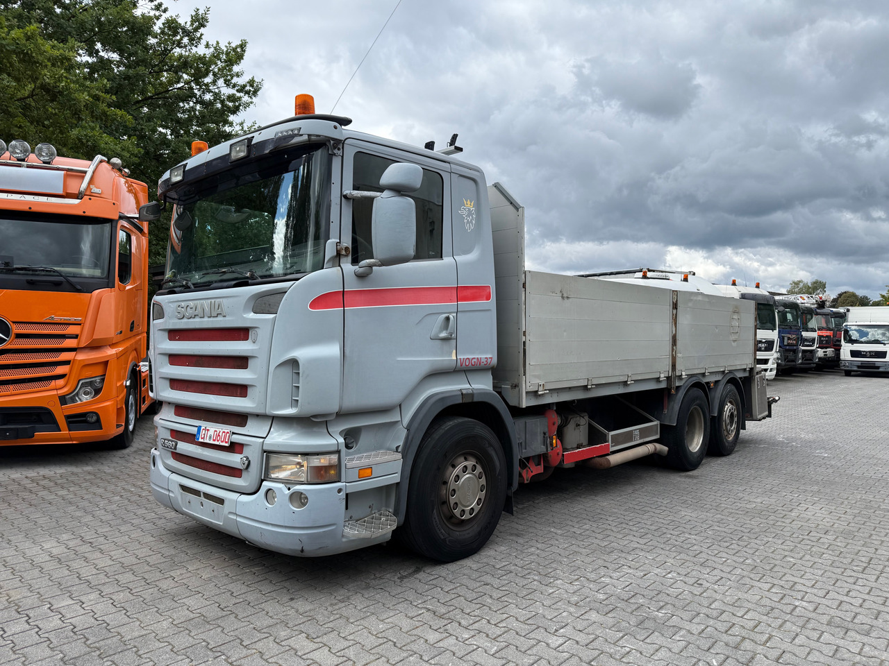 Scania R560 V8 6X2 Kranvorbereitung - Camión caja abierta, Camión grúa: foto 1 Scania R560 V8 6X2 Kranvorbereitung - Camión caja abierta, Camión grúa: foto 1