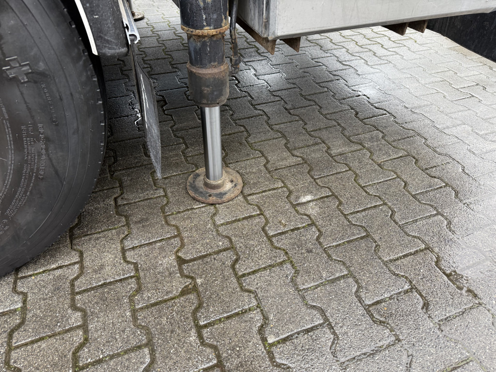 Volvo FH12 420 6X2 Kran PM 30025 bis 26.5 Meter - Camión grúa, Camión caja abierta: foto 5 Volvo FH12 420 6X2 Kran PM 30025 bis 26.5 Meter - Camión grúa, Camión caja abierta: foto 5