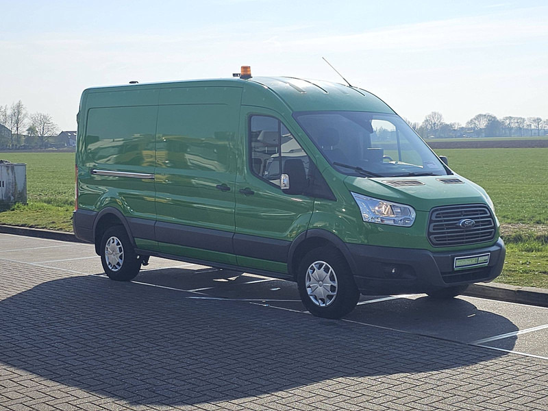 Ford Transit 2.0 TDCI 130 AMB. L3H2 - Furgón: foto 5 Ford Transit 2.0 TDCI 130 AMB. L3H2 - Furgón: foto 5