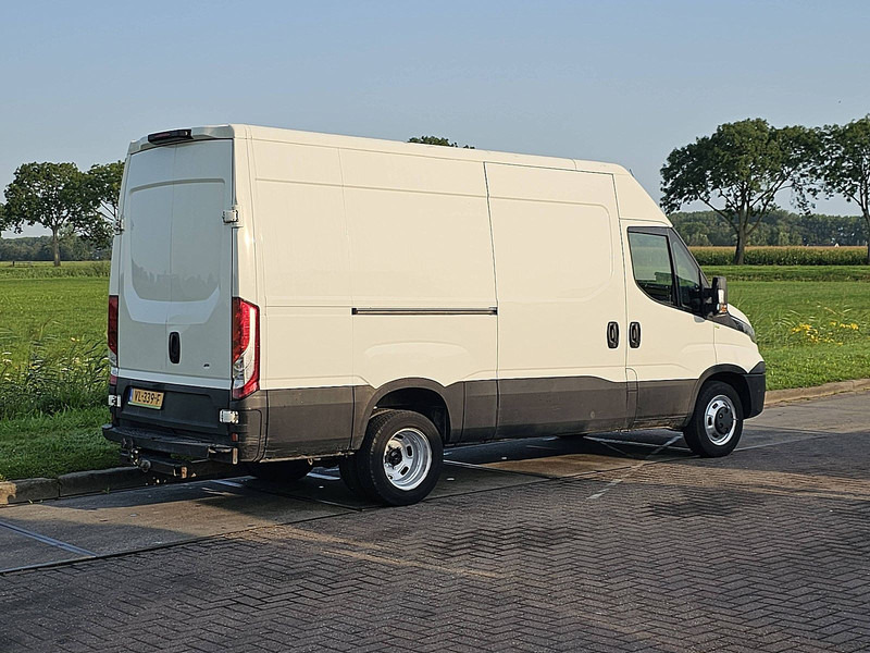 Iveco Daily 35C15 L2H2 Dubbellucht! - Furgón: foto 3 Iveco Daily 35C15 L2H2 Dubbellucht! - Furgón: foto 3