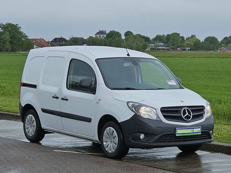Mercedes-Benz Citan 109 CDI LONG PRO - Furgoneta caja cerrada: foto 5 Mercedes-Benz Citan 109 CDI LONG PRO - Furgoneta caja cerrada: foto 5