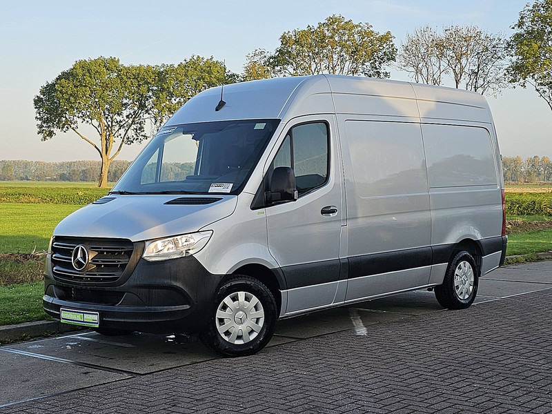 Mercedes-Benz Sprinter 315 L2H2 RWD Mbux Autom! - Furgoneta pequeña: foto 2 Mercedes-Benz Sprinter 315 L2H2 RWD Mbux Autom! - Furgoneta pequeña: foto 2