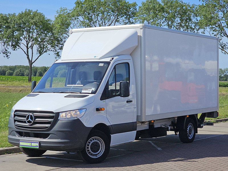 Mercedes-Benz Sprinter 317 Bakwagen Laadklep! - Furgoneta caja cerrada: foto 2 Mercedes-Benz Sprinter 317 Bakwagen Laadklep! - Furgoneta caja cerrada: foto 2