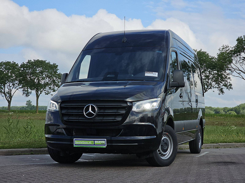 Mercedes-Benz Sprinter 319 L2H2 LED Mbux 190Pk! - Furgón: foto 1 Mercedes-Benz Sprinter 319 L2H2 LED Mbux 190Pk! - Furgón: foto 1