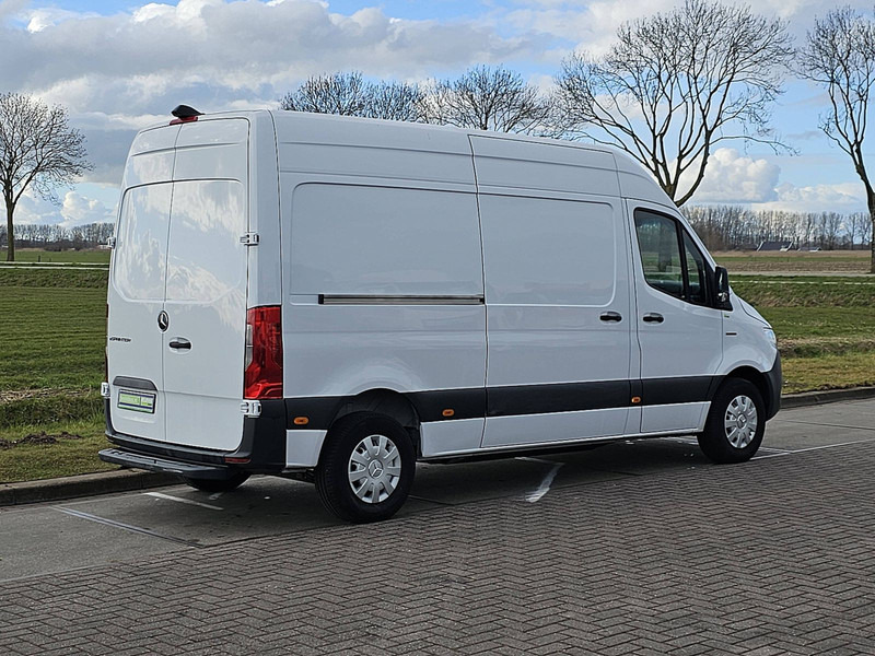Mercedes-Benz eSprinter E-SRINTER AUT. L2H2 - Furgón, Furgoneta eléctrica: foto 3 Mercedes-Benz eSprinter E-SRINTER AUT. L2H2 - Furgón, Furgoneta eléctrica: foto 3