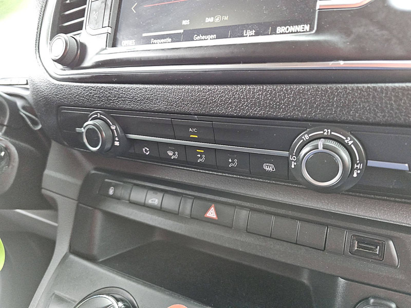 Furgoneta pequeña Opel Vivaro 2.0 L3H1 Automaat NAP!: foto 11