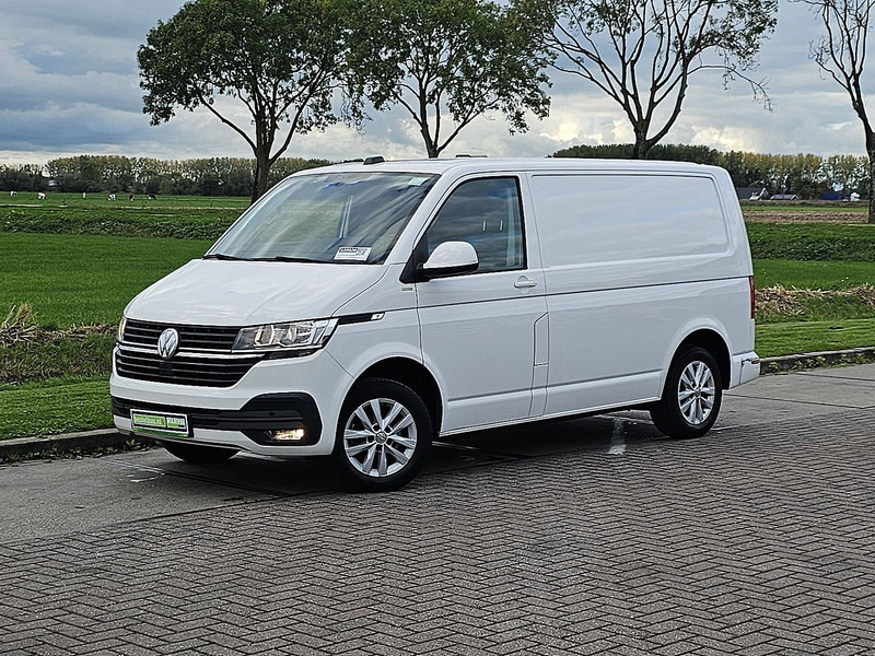 Volkswagen Transporter 2.0 TDI T6.1 L1H1 Euro6 NAP! - Furgoneta pequeña: foto 2 Volkswagen Transporter 2.0 TDI T6.1 L1H1 Euro6 NAP! - Furgoneta pequeña: foto 2