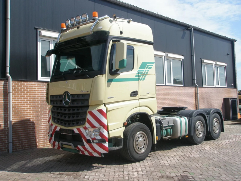 Mercedes-Benz Arocs 3351 3351 120 Ton - Cabeza tractora: foto 1 Mercedes-Benz Arocs 3351 3351 120 Ton - Cabeza tractora: foto 1