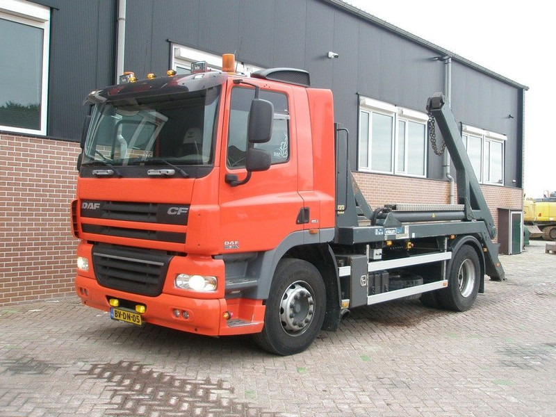 DAF CF 85 CF85.360 - Camión con equipo de cable: foto 1 DAF CF 85 CF85.360 - Camión con equipo de cable: foto 1