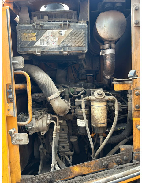 Cargadora de ruedas Hyundai HL 740-9A: foto 8 Cargadora de ruedas Hyundai HL 740-9A: foto 8