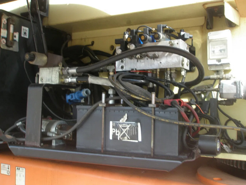 JLG 1350 SJP - Plataforma telescopica: foto 5 JLG 1350 SJP - Plataforma telescopica: foto 5