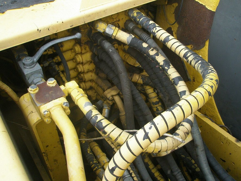 Excavadora de ruedas Komatsu PW 130ES-6K: foto 7 Excavadora de ruedas Komatsu PW 130ES-6K: foto 7