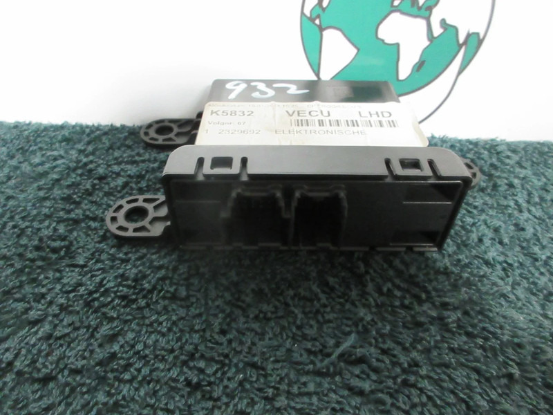 DAF 2329692 VECU MODULEN DAF XG 480 - Sistema eléctrico para Camión: foto 4 DAF 2329692 VECU MODULEN DAF XG 480 - Sistema eléctrico para Camión: foto 4
