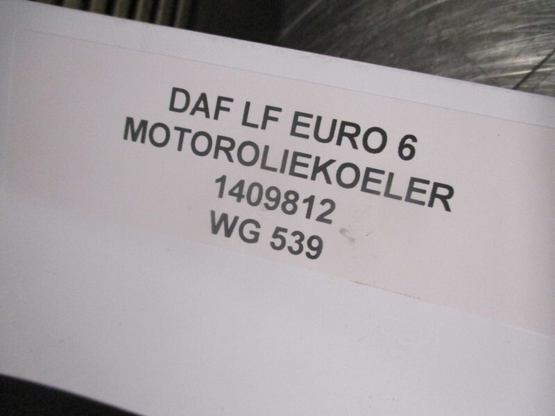 DAF LF 1409812 MOTOROLIEKOELER EURO 6 - Enfriador de aceite para Camión: foto 2 DAF LF 1409812 MOTOROLIEKOELER EURO 6 - Enfriador de aceite para Camión: foto 2