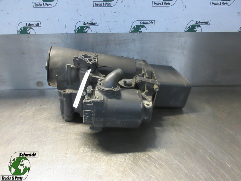DAF XF450 2296261 OLIEMODULE EURO 6 - Enfriador de aceite para Camión: foto 1 DAF XF450 2296261 OLIEMODULE EURO 6 - Enfriador de aceite para Camión: foto 1
