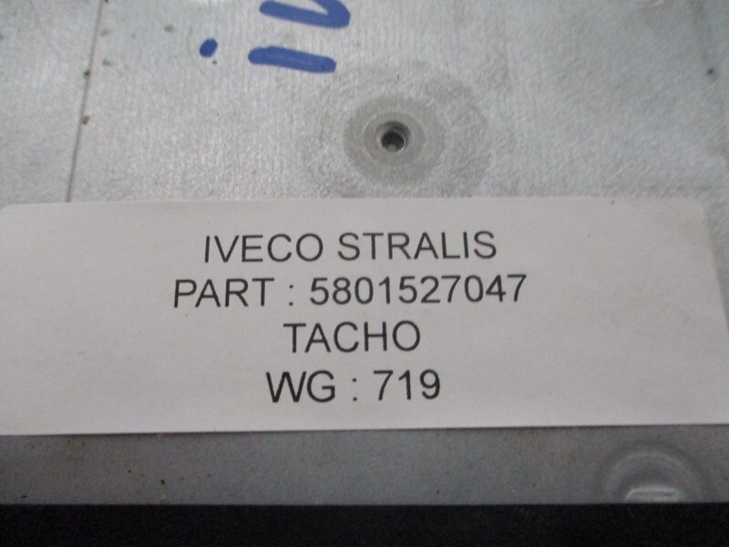 Iveco 5801527047 TACHOGRAAF IVECO HI WAY - Tacógrafo para Camión: foto 3 Iveco 5801527047 TACHOGRAAF IVECO HI WAY - Tacógrafo para Camión: foto 3