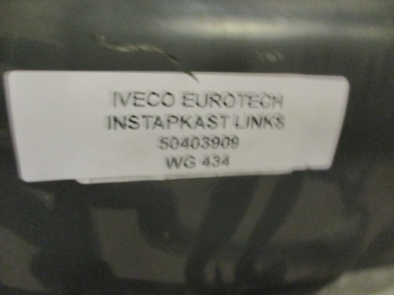 Iveco EUROTECH 50403909 INSTAPKAST LINKS - Cabina e interior para Camión: foto 2 Iveco EUROTECH 50403909 INSTAPKAST LINKS - Cabina e interior para Camión: foto 2