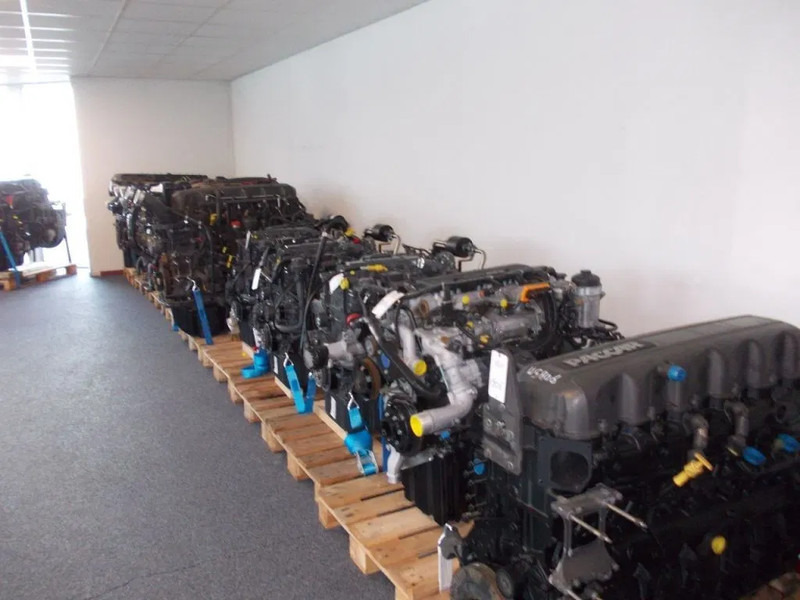 MAN 51.01100-6380 // 51.03100-6371 // D2066LF68 EURO 6 320 PK KM 425.000 - Motor para Camión: foto 5 MAN 51.01100-6380 // 51.03100-6371 // D2066LF68 EURO 6 320 PK KM 425.000 - Motor para Camión: foto 5