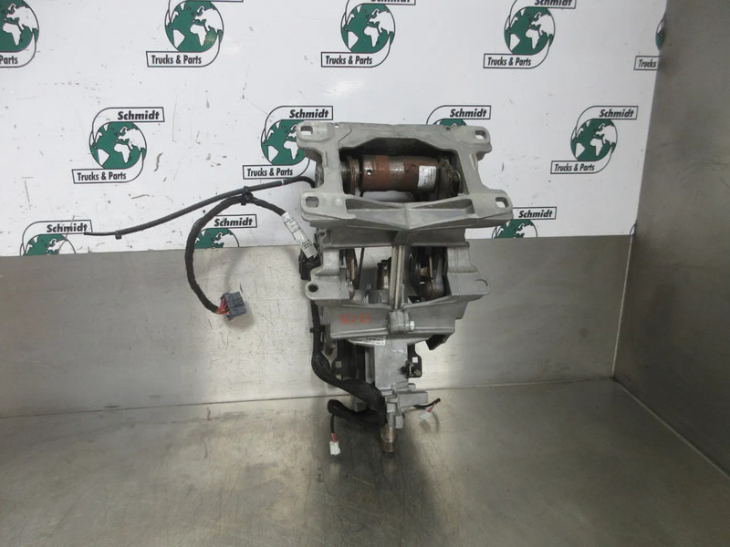 Mercedes-Benz A 960 460 08 16 STUURKOLOM MERCEDES BENZ EURO 6 - Columna de dirección para Camión: foto 2 Mercedes-Benz A 960 460 08 16 STUURKOLOM MERCEDES BENZ EURO 6 - Columna de dirección para Camión: foto 2