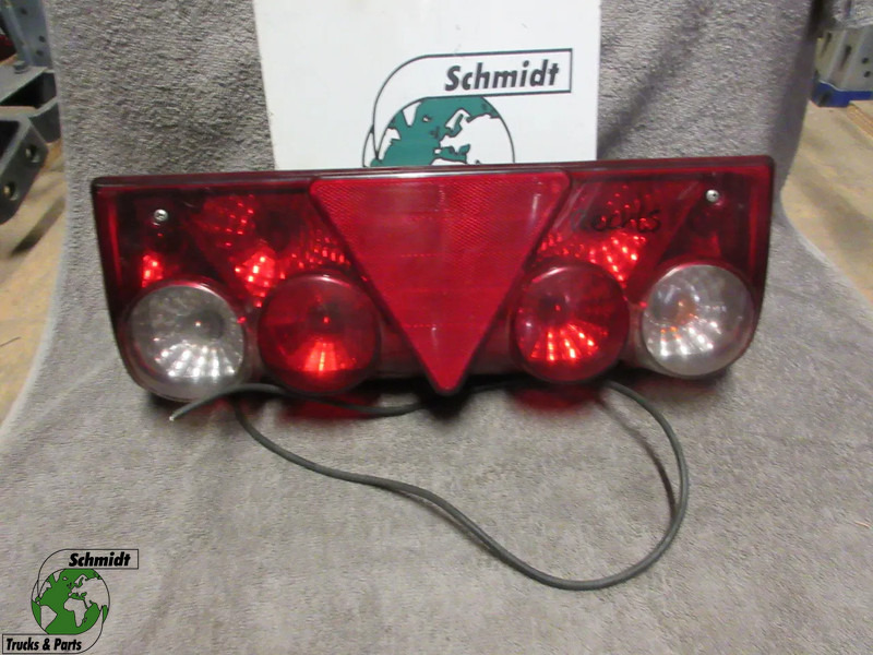 Schmitz Cargobull ACHTERLAMPEN RECHT EN LINKS SCHITZ OPLEGGER MODEL 2020 - Luz trasera para Camión: foto 1 Schmitz Cargobull ACHTERLAMPEN RECHT EN LINKS SCHITZ OPLEGGER MODEL 2020 - Luz trasera para Camión: foto 1