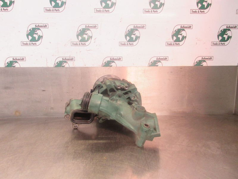 Volvo 21814036 KOELPOMP FH 460 EURO 6 - Bomba de refrigerante para Camión: foto 3 Volvo 21814036 KOELPOMP FH 460 EURO 6 - Bomba de refrigerante para Camión: foto 3