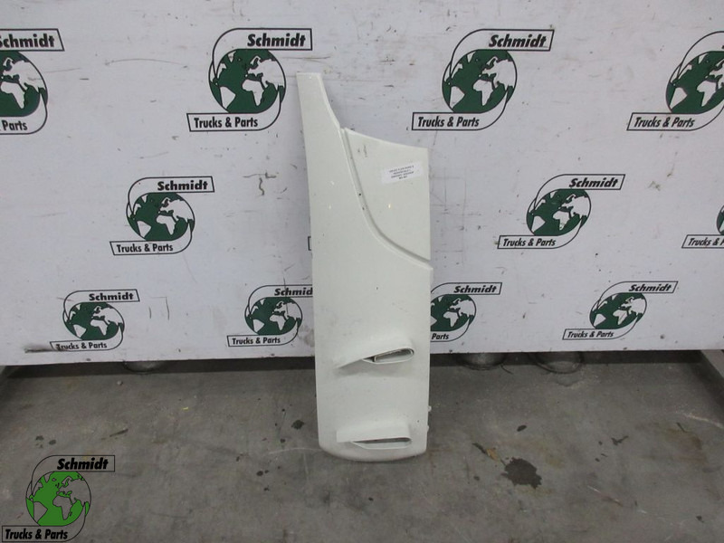 Volvo 82523535/82523674//82523533/82523539 HOEKFENDERS FL 210 EURO 6 - Cabina e interior para Camión: foto 1 Volvo 82523535/82523674//82523533/82523539 HOEKFENDERS FL 210 EURO 6 - Cabina e interior para Camión: foto 1