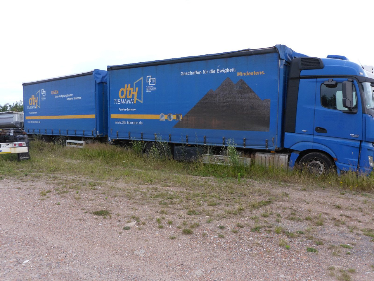 Mercedes-Benz 1840 Top Zustand 106 m3 Euro 6 + Anhänger - Camión lona: foto 3 Mercedes-Benz 1840 Top Zustand 106 m3 Euro 6 + Anhänger - Camión lona: foto 3