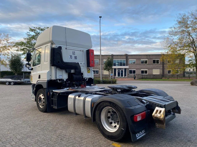 DAF CF450 / ADR / INTARDER / LWDS / ONLY:423325 KM / PARKCOOL / AUTOMATIC / EURO-6 / 2018 - Cabeza tractora: foto 3 DAF CF450 / ADR / INTARDER / LWDS / ONLY:423325 KM / PARKCOOL / AUTOMATIC / EURO-6 / 2018 - Cabeza tractora: foto 3