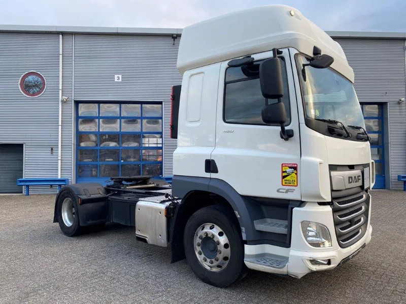DAF CF450 / ADR / INTARDER / LWDS / ONLY:423325 KM / PARKCOOL / AUTOMATIC / EURO-6 / 2018 - Cabeza tractora: foto 2 DAF CF450 / ADR / INTARDER / LWDS / ONLY:423325 KM / PARKCOOL / AUTOMATIC / EURO-6 / 2018 - Cabeza tractora: foto 2