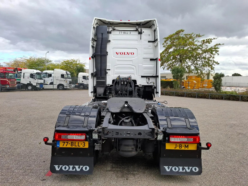 Volvo FH4-460 / CLEAN NL TRUCK / VEB+ / ADR / ACC / LWDS / DAS / DOUBLE TANK / LEATHER / FRIDGE / ALCOA / EURO-6 / 2016 - Cabeza tractora: foto 4 Volvo FH4-460 / CLEAN NL TRUCK / VEB+ / ADR / ACC / LWDS / DAS / DOUBLE TANK / LEATHER / FRIDGE / ALCOA / EURO-6 / 2016 - Cabeza tractora: foto 4