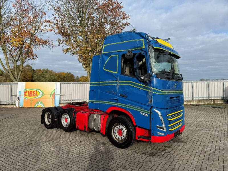Volvo FH5-460 / ENGINE RUNING / HYDRAULICS / I-SAVE / VEB+ / ONLY:446560 KM / DOUBLE TANK / LWDS / EURO-6 / 2021 - Cabeza tractora: foto 2 Volvo FH5-460 / ENGINE RUNING / HYDRAULICS / I-SAVE / VEB+ / ONLY:446560 KM / DOUBLE TANK / LWDS / EURO-6 / 2021 - Cabeza tractora: foto 2