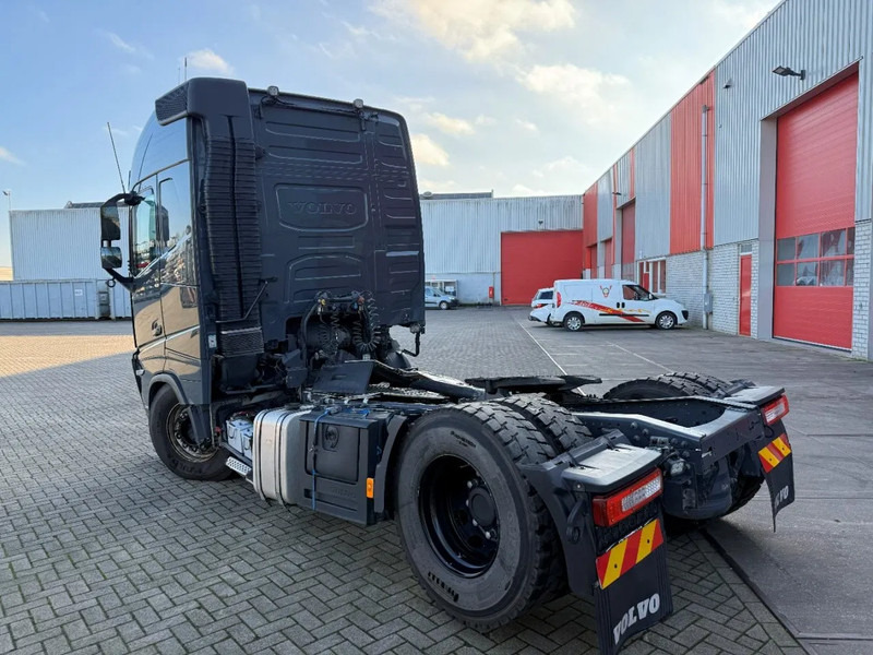 Volvo FH5-460 / VEB+ / HYDRAULICS / I-PARKCOOL / ONLY:188538 KM / FULL-AIR / ACC / LWDS / AUTOMATIC / EURO-6 / 2023 - Cabeza tractora: foto 3 Volvo FH5-460 / VEB+ / HYDRAULICS / I-PARKCOOL / ONLY:188538 KM / FULL-AIR / ACC / LWDS / AUTOMATIC / EURO-6 / 2023 - Cabeza tractora: foto 3