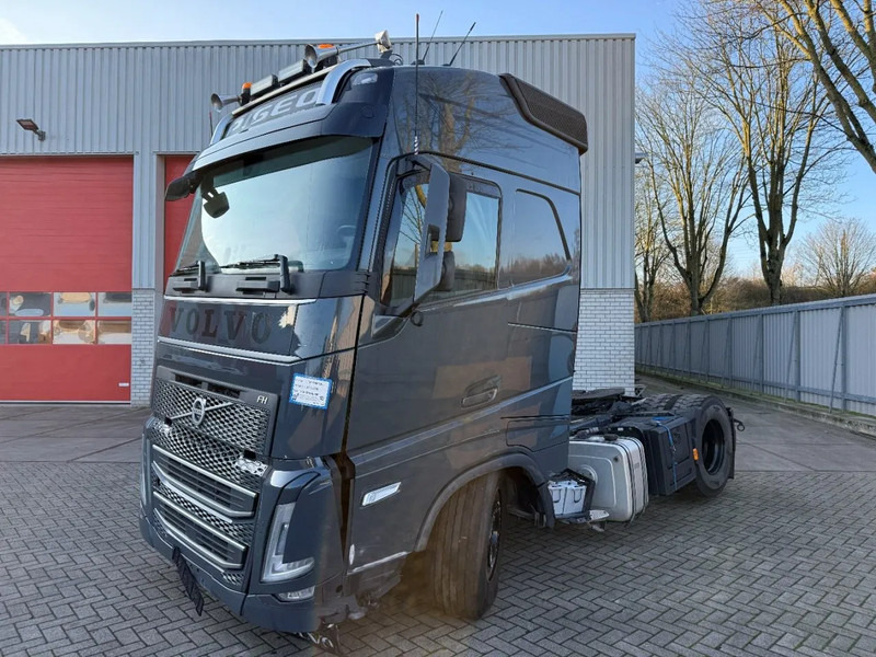 Volvo FH5-460 / VEB+ / HYDRAULICS / I-PARKCOOL / ONLY:188538 KM / FULL-AIR / ACC / LWDS / AUTOMATIC / EURO-6 / 2023 - Cabeza tractora: foto 1 Volvo FH5-460 / VEB+ / HYDRAULICS / I-PARKCOOL / ONLY:188538 KM / FULL-AIR / ACC / LWDS / AUTOMATIC / EURO-6 / 2023 - Cabeza tractora: foto 1