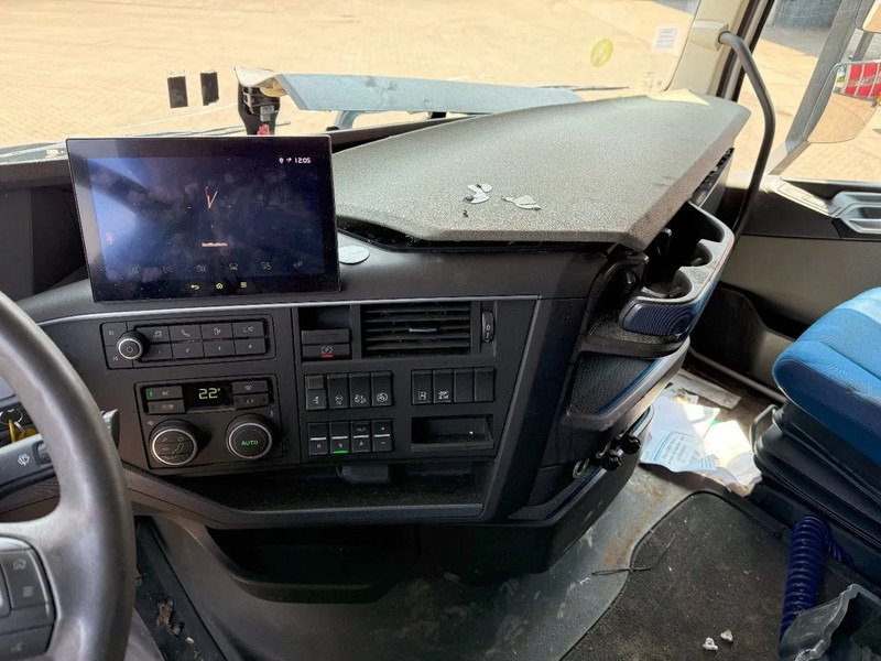 Cabeza tractora Volvo FH5-500 / ENGINE RUNNING / TURBO COMPOUND / ONLY:434243 KM / VEB+ / PARKCOOL / DOUBLE TANK / EURO-6 / 2021: foto 17