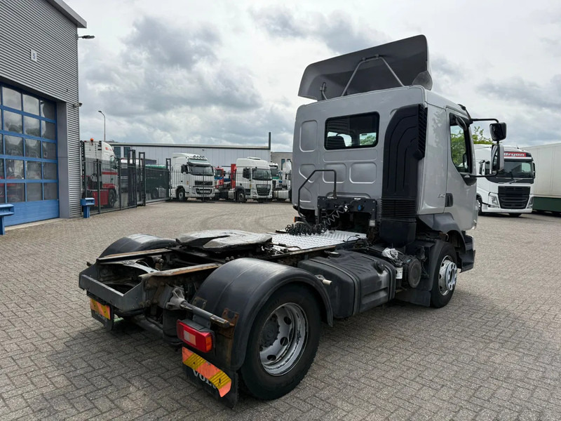 Volvo FL7-240 / ONLY:168549 KM / TUV:22-10-2025 / 3SEATS / MANUAL / EURO-5 / 2011 - Cabeza tractora: foto 5 Volvo FL7-240 / ONLY:168549 KM / TUV:22-10-2025 / 3SEATS / MANUAL / EURO-5 / 2011 - Cabeza tractora: foto 5