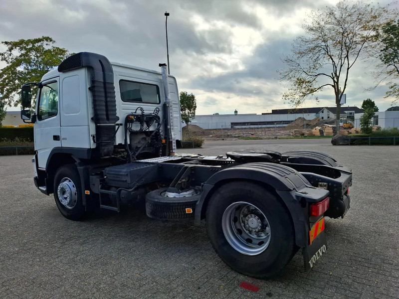 Volvo FM11-410 / RETARDER / AIRCO / AUTOMATIC / EURO-5 / 2011 - Cabeza tractora: foto 3 Volvo FM11-410 / RETARDER / AIRCO / AUTOMATIC / EURO-5 / 2011 - Cabeza tractora: foto 3