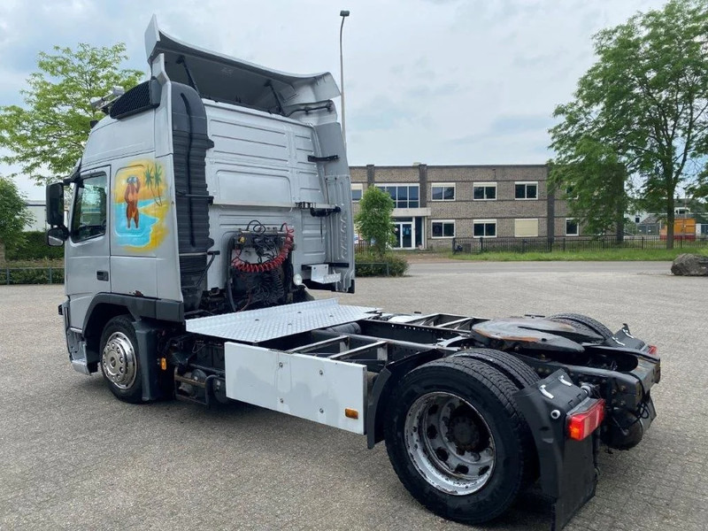 Volvo FM9-300 / MEGA / FULL-AIR / XENON / ONLY:372618KM / MANUAL / EURO-3 / 2004 - Cabeza tractora: foto 3 Volvo FM9-300 / MEGA / FULL-AIR / XENON / ONLY:372618KM / MANUAL / EURO-3 / 2004 - Cabeza tractora: foto 3