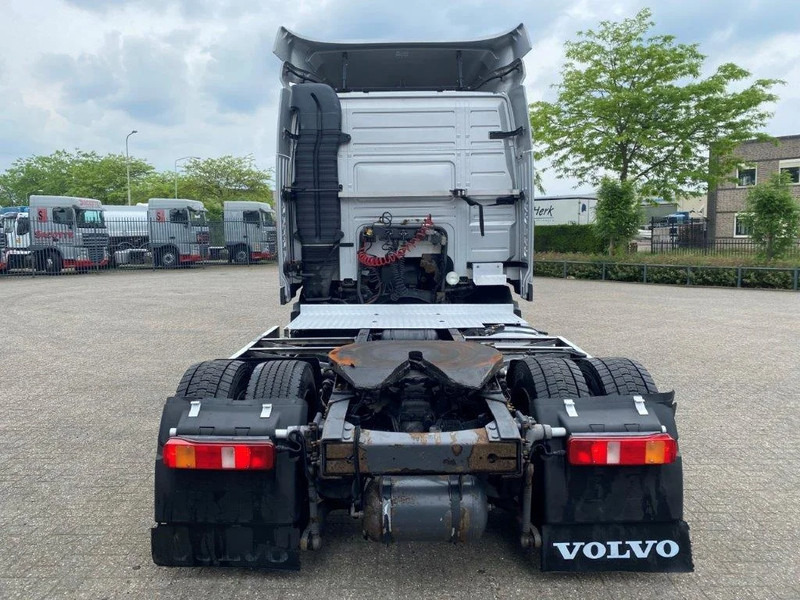 Volvo FM9-300 / MEGA / FULL-AIR / XENON / ONLY:372618KM / MANUAL / EURO-3 / 2004 - Cabeza tractora: foto 4 Volvo FM9-300 / MEGA / FULL-AIR / XENON / ONLY:372618KM / MANUAL / EURO-3 / 2004 - Cabeza tractora: foto 4