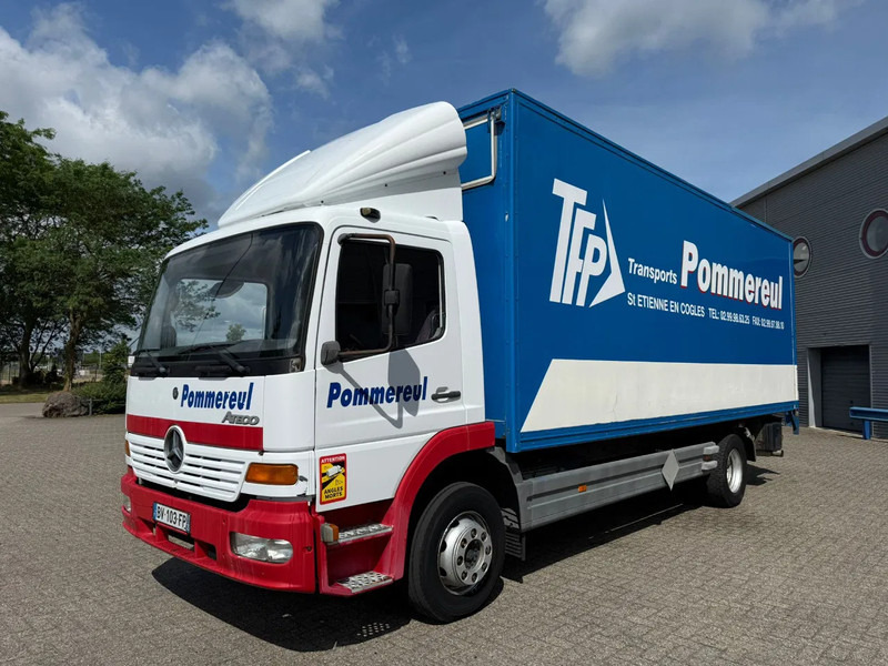 Mercedes-Benz Atego 1217 / ONLY:634742 KM / PLATFORM 1500 KG / OLD TACHO / GOOD CONDITION / MANUAL / 2000 - Camión caja cerrada: foto 1 Mercedes-Benz Atego 1217 / ONLY:634742 KM / PLATFORM 1500 KG / OLD TACHO / GOOD CONDITION / MANUAL / 2000 - Camión caja cerrada: foto 1