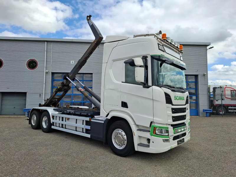 Scania NGS R500 / RETARDER / AJK HOOK 22 TON / LIFT+LENKACHSE / TUV:17-06-2026 / NAVI / LWDS / ALCOA / LEATHER / AUTOMATIC / EURO-6 / 2 - Camión multibasculante: foto 2 Scania NGS R500 / RETARDER / AJK HOOK 22 TON / LIFT+LENKACHSE / TUV:17-06-2026 / NAVI / LWDS / ALCOA / LEATHER / AUTOMATIC / EURO-6 / 2 - Camión multibasculante: foto 2