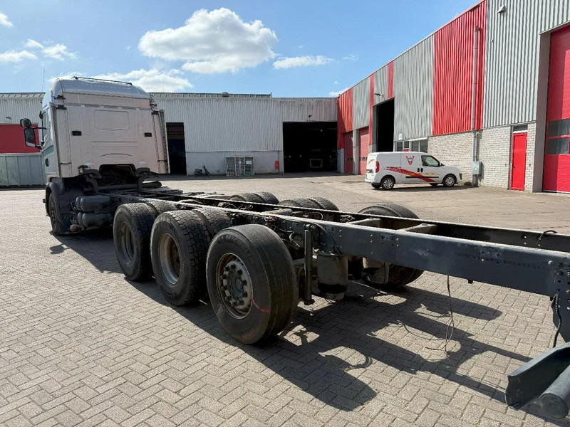 Scania R490 / 8X4 / ENGINE RUNNING / RETARDER / 9 TON FRONT AXLE / LIFT+LENKACHSE / AUTOMATIC / EURO-6 / 2017 - Camión chasis: foto 3 Scania R490 / 8X4 / ENGINE RUNNING / RETARDER / 9 TON FRONT AXLE / LIFT+LENKACHSE / AUTOMATIC / EURO-6 / 2017 - Camión chasis: foto 3