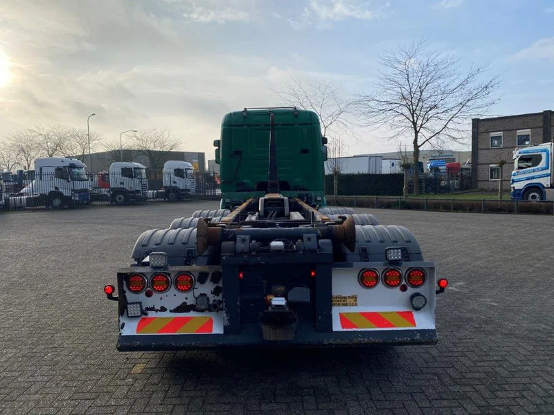 Scania R520 V8 / 8X4 / BIG AXLE / AJK HOOKLIFT 30TON / LIFT+LENKACHSE / NAVI / LEATHER / FULL-AIR / AUTOMATIC / EURO-6 / 2015 - Camión multibasculante: foto 4 Scania R520 V8 / 8X4 / BIG AXLE / AJK HOOKLIFT 30TON / LIFT+LENKACHSE / NAVI / LEATHER / FULL-AIR / AUTOMATIC / EURO-6 / 2015 - Camión multibasculante: foto 4