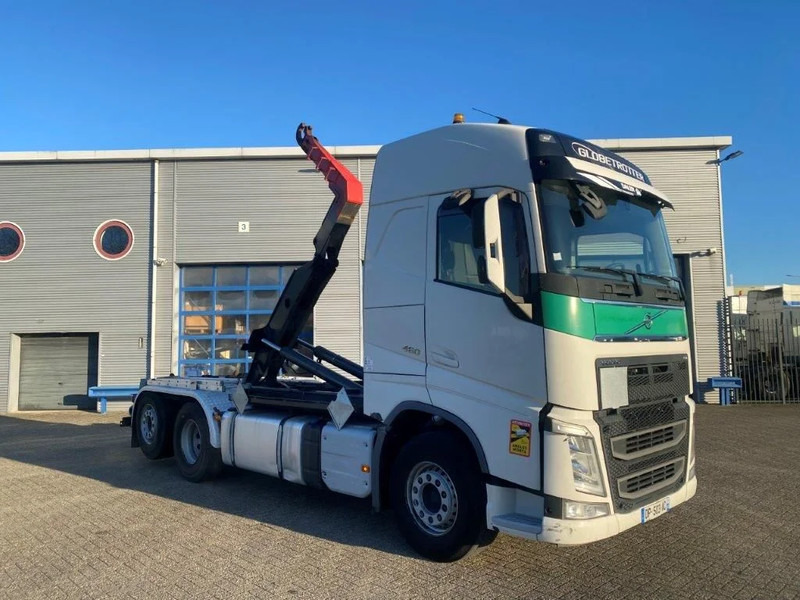 Volvo FH4-460 / VEB / I-PARKCOOL / 9000KG FRONT AXLE / DALBY HOOK 14250KG / AUTOMATIC / EURO-6 / 2015 - Camión multibasculante: foto 2 Volvo FH4-460 / VEB / I-PARKCOOL / 9000KG FRONT AXLE / DALBY HOOK 14250KG / AUTOMATIC / EURO-6 / 2015 - Camión multibasculante: foto 2