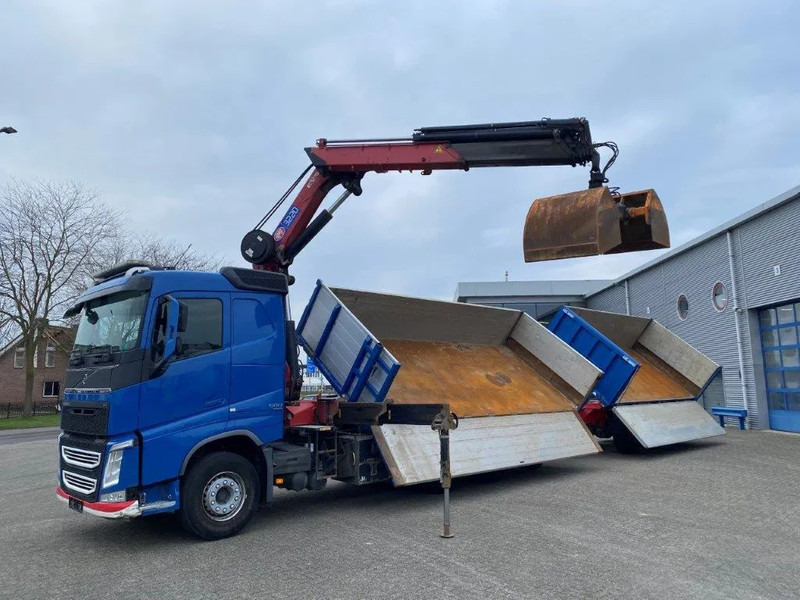 Volvo FH4-500 / HMF 3220K-RC / REMOTE / ROTATOR / 3SIDE TIPPER / DYNAMIC STEERING / ONLY:302623 KM / AUTOMATIC / EURO-6 / 2017 - Camión grúa: foto 2 Volvo FH4-500 / HMF 3220K-RC / REMOTE / ROTATOR / 3SIDE TIPPER / DYNAMIC STEERING / ONLY:302623 KM / AUTOMATIC / EURO-6 / 2017 - Camión grúa: foto 2